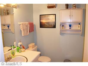 114 Mountainbrook, King, NC 27021 photo 13