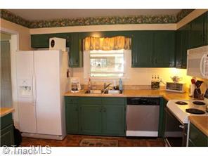 114 Mountainbrook, King, NC 27021 photo 5