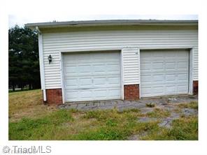 1303 Pack Rd, Walnut Cove, NC 27052 photo 12