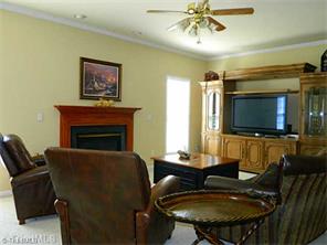 3752 Deerfield, High Point, NC 27265 photo 3