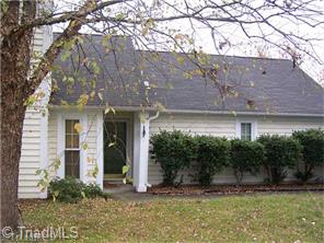 3218 Pipers Way, High Point, NC 27265 photo 2
