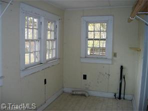 1017 Unity, Thomasville, NC 27360 photo 7