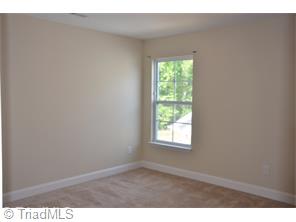 3377 Obsidian Ct, High Point, NC 27265 photo 12