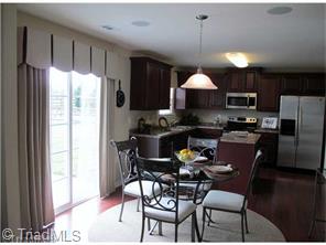 1663 Carthage Ln, High Point, NC 27260 photo 15