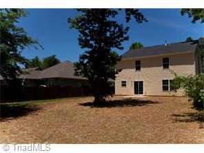 1624 Cedrow Dr, High Point, NC 27260 photo 4