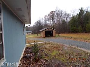 6879 August Ct, Clemmons, NC 27012 photo 3