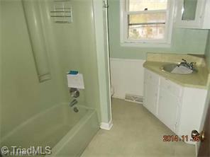 6879 August Ct, Clemmons, NC 27012 photo 10