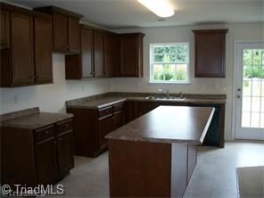 1600 Cedrow Dr, High Point, NC 27260 photo 12