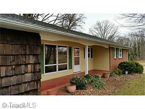 105 Kensington, King, NC 27021 photo 6