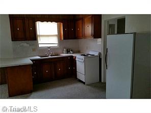 105 Kensington, King, NC 27021 photo 8