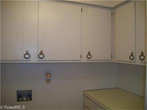 1135 Gatehouse Rd, High Point, NC 27262 photo 7