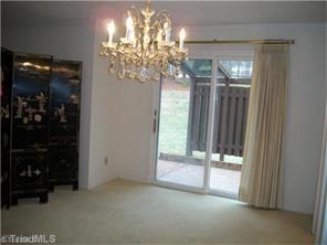 1135 Gatehouse Rd, High Point, NC 27262 photo 9