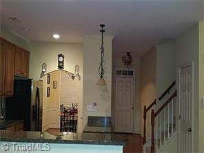 4537 Treebark Ln, High Point, NC 27265 photo 10