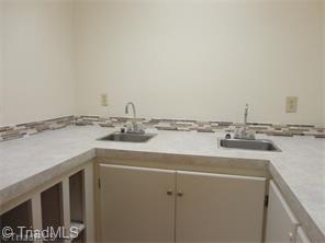 1410 Coventry Rd, High Point, NC 27262 photo 14