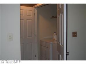 287 Simmons, Pilot Mountain, NC 27041 photo 8