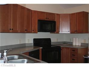 287 Simmons, Pilot Mountain, NC 27041 photo 7