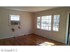 178 Bowes St, Pelham, NC 27311 photo 4