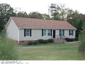 118 Trinity Dr, King, NC 27021 photo 1