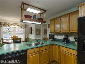2240 Setliff Dr, High Point, NC 27265 photo 9