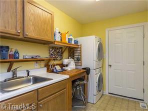 2240 Setliff Dr, High Point, NC 27265 photo 11