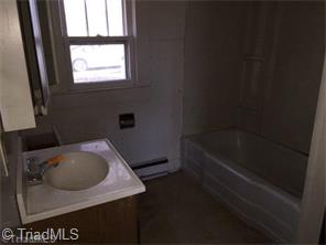 776 Summit Cir, Eden, NC 27288 photo 5