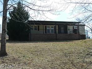 6811 Twin Oaks, Trinity, NC 27370 photo 2