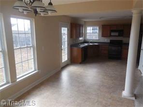 1608 Cedrow Dr, High Point, NC 27260 photo 4