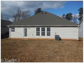1608 Cedrow Dr, High Point, NC 27260 photo 10