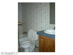 355 Hopper Rd, Mayodan, NC 27027 photo 7