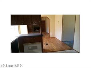 355 Hopper Rd, Mayodan, NC 27027 photo 4
