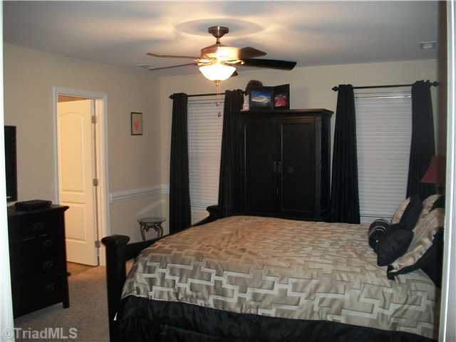 6727 Planters Dr, High Point, NC 27265 photo 6