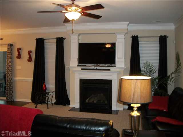 6727 Planters Dr, High Point, NC 27265 photo 13