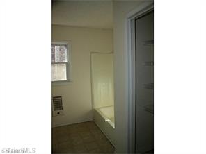 237 Cherry Hl, Pilot Mountain, NC 27041 photo 11