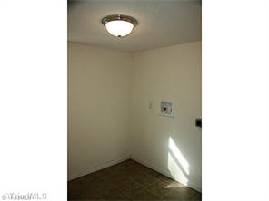 237 Cherry Hl, Pilot Mountain, NC 27041 photo 16