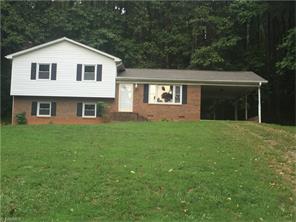 237 Cherry Hl, Pilot Mountain, NC 27041 photo 1