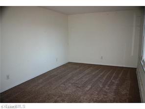 237 Cherry Hl, Pilot Mountain, NC 27041 photo 5