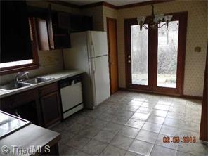 3001 Windchase Ct, High Point, NC 27265 photo 3