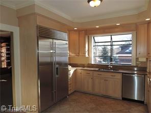 607 Colonial, High Point, NC 27262 photo 6