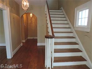 607 Colonial, High Point, NC 27262 photo 3