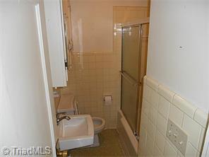 413 E Atkins St, Dobson, NC 27017 photo 13