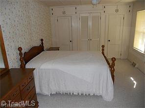 413 E Atkins St, Dobson, NC 27017 photo 12
