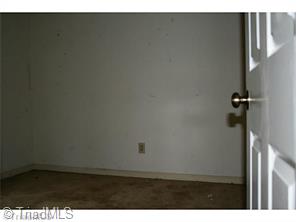 2406 Guyer St, High Point, NC 27265 photo 9