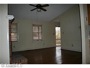 2406 Guyer St, High Point, NC 27265 photo 7
