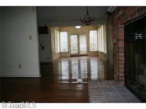 2406 Guyer St, High Point, NC 27265 photo 8