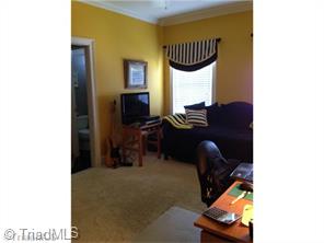 2433 Nesters Ct, High Point, NC 27265 photo 12