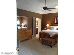 2433 Nesters Ct, High Point, NC 27265 photo 8