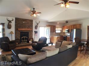 876 Us Highway 21, Thurmond, NC 28683 photo 7
