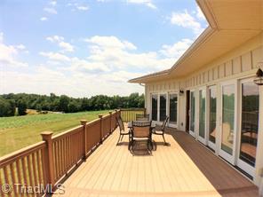 876 Us Highway 21, Thurmond, NC 28683 photo 13