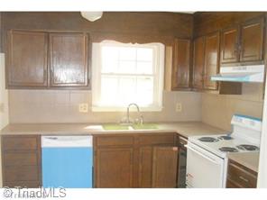 121 Hickory Ln, King, NC 27021 photo 3