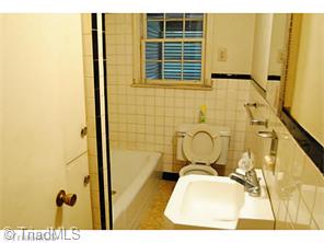 2500 Farmbrook Rd, Winston Salem, NC 27103 photo 9